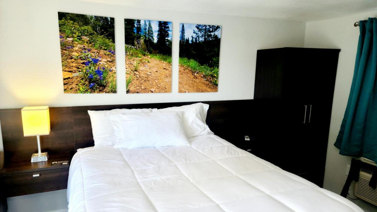 Snowy Mountain Inn Saratoga Экстерьер фото