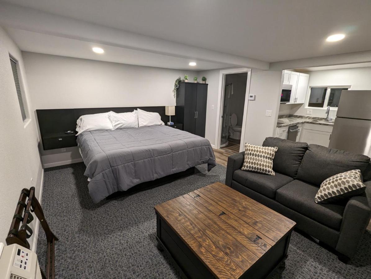Snowy Mountain Inn Saratoga Экстерьер фото