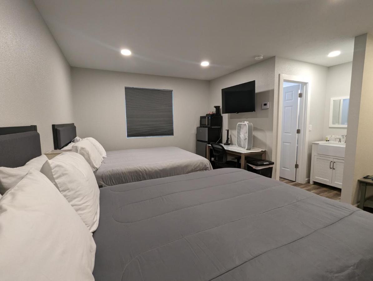 Snowy Mountain Inn Saratoga Экстерьер фото