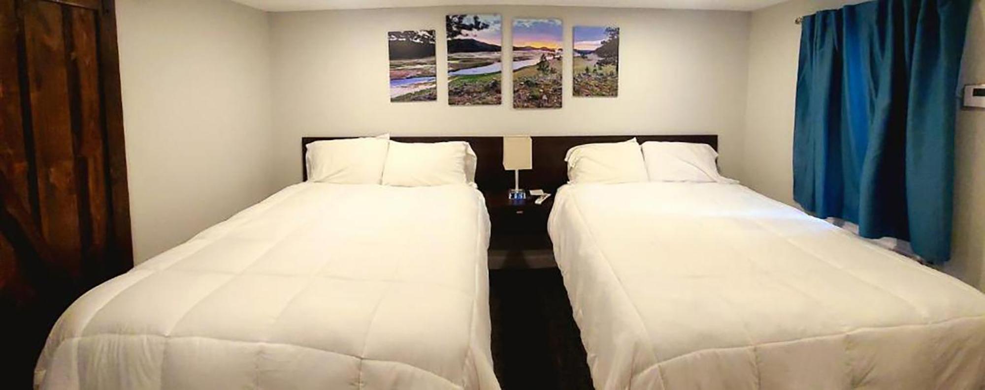 Snowy Mountain Inn Saratoga Экстерьер фото