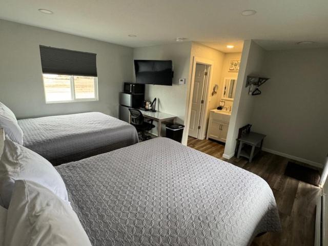 Snowy Mountain Inn Saratoga Экстерьер фото